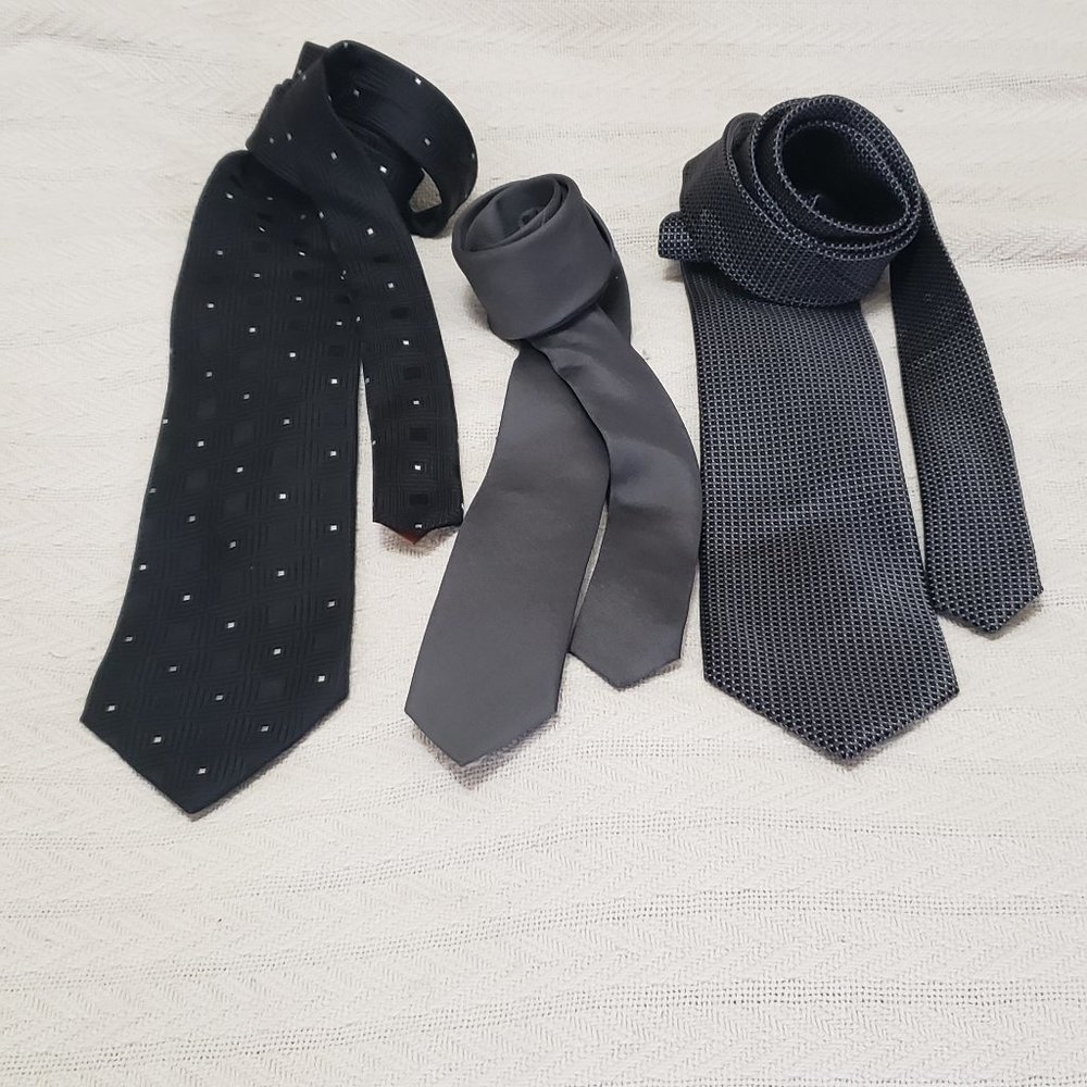 Bundle of ties